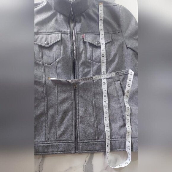 Levi’s Hooded Trucker Jacket Classic Streetwear Meets Utility Style - Picture 10 of 10